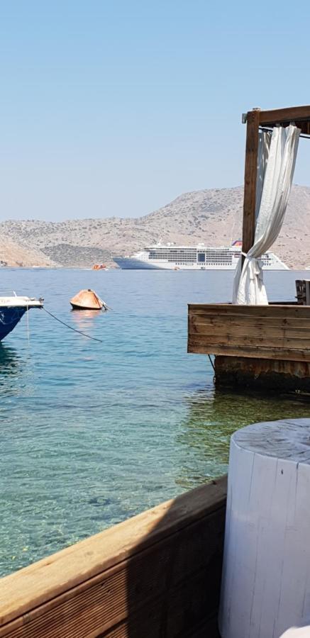 Villas Danezis - New Marina , Сими Екстериор снимка