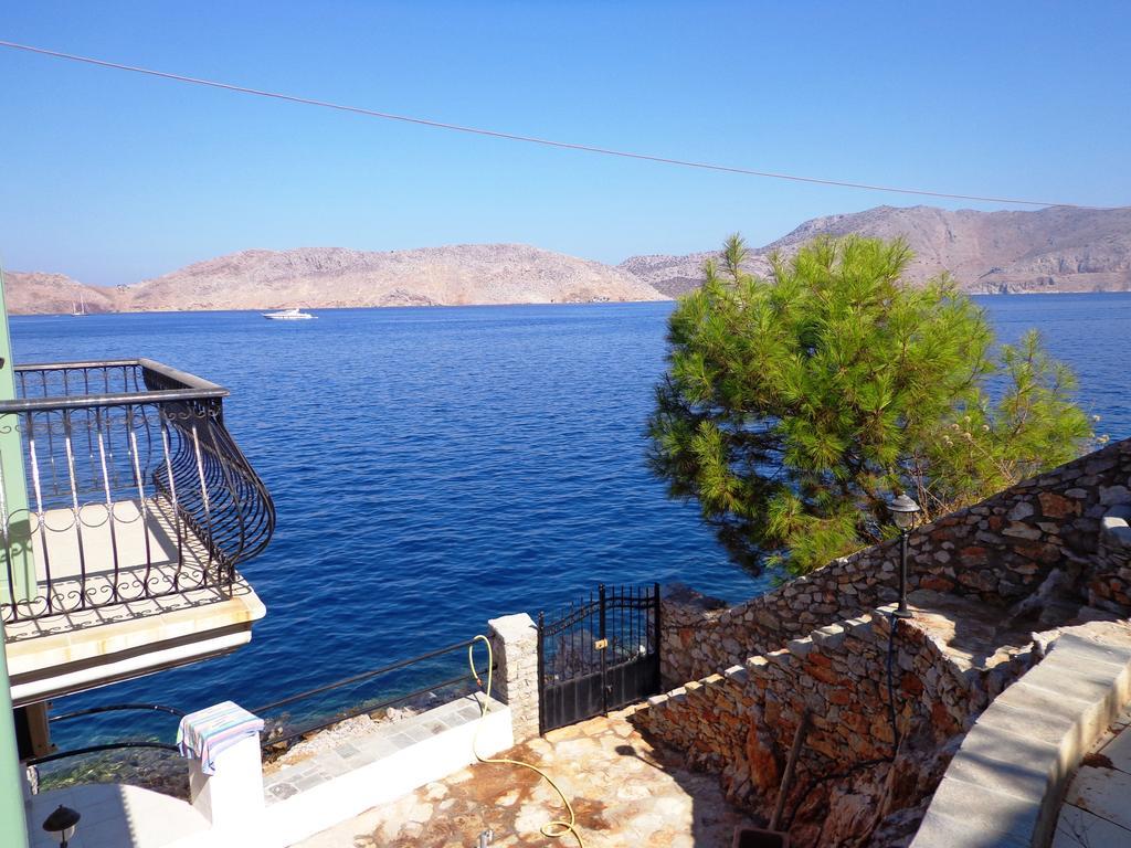 Villas Danezis - New Marina , Сими Екстериор снимка